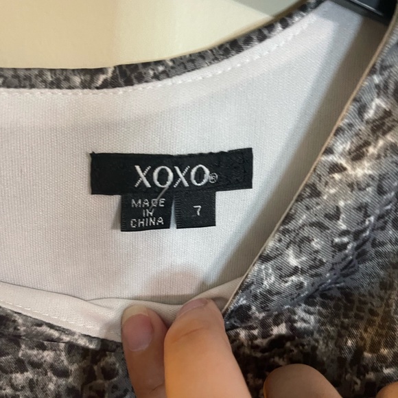 XOXO snake skin print dress. Size 7. Great condition. - Picture 3 of 4